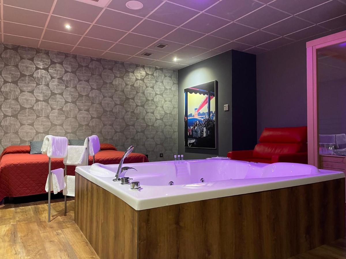 Motel Los Abedules Oviedo Luaran gambar